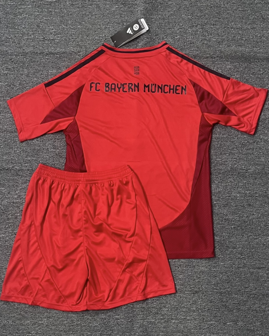 BAYERN MONACO kid kit