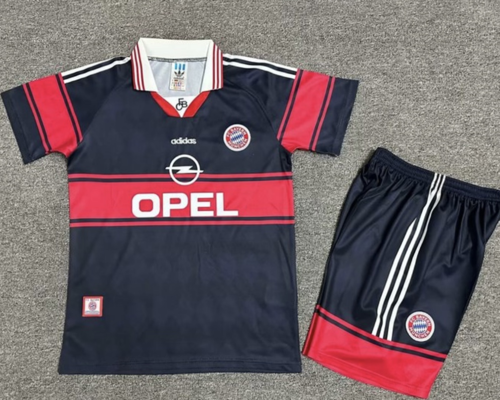 BAYERN MONACO kid kit