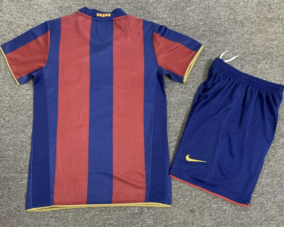 BARCELLONA kid kit