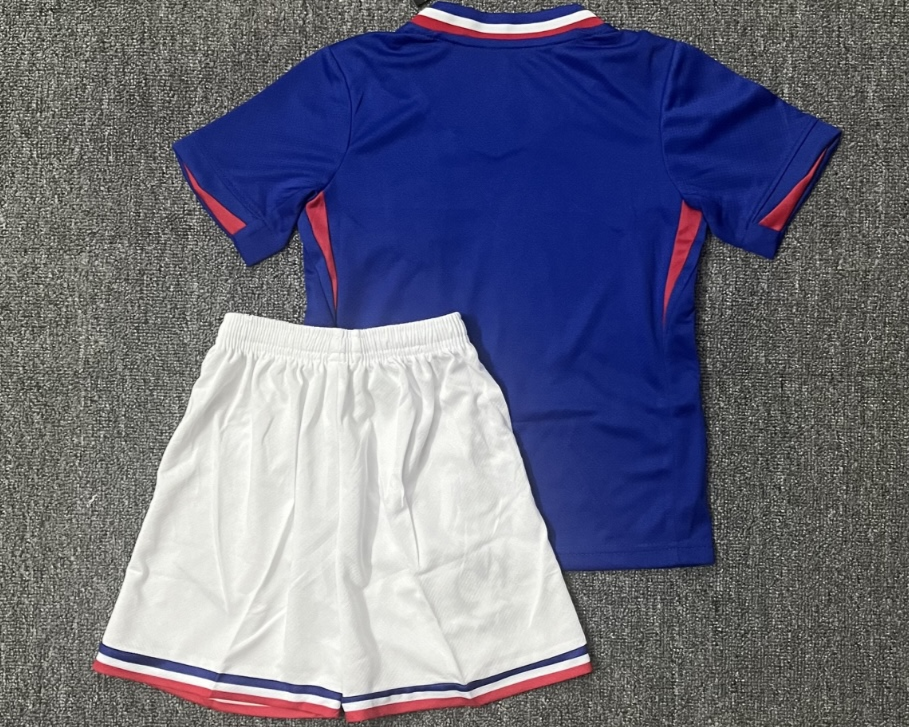 FRANCE kid kit