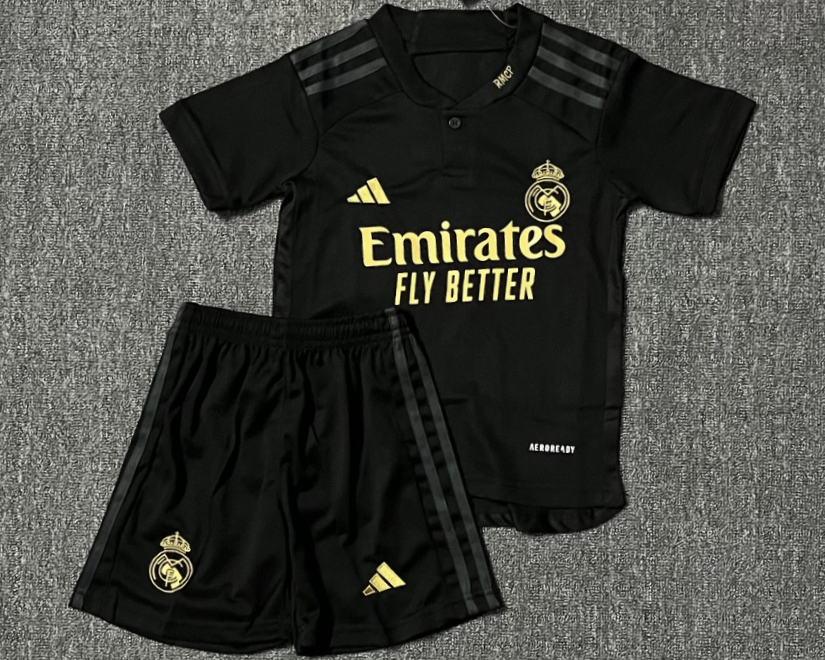 REAL MADRID kid kit