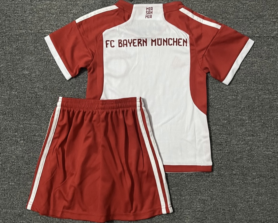 BAYERN MONACO kid kit