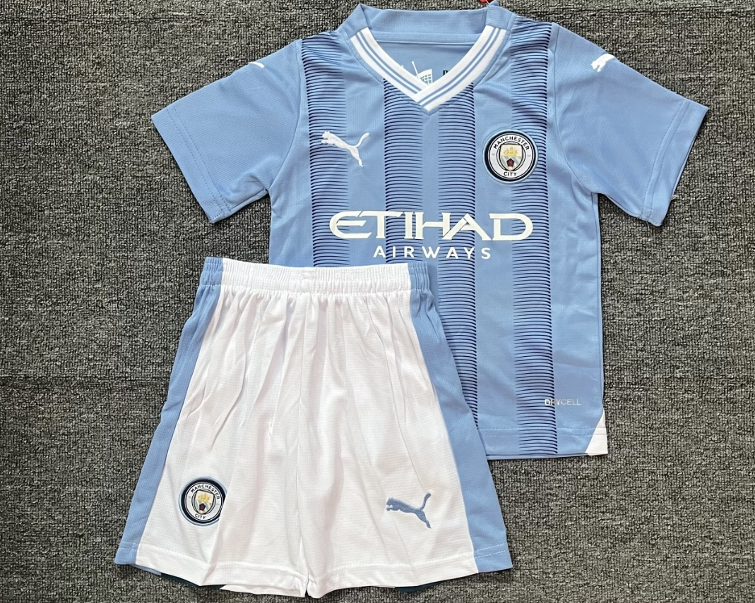 MANCHESTER CITY kid kit