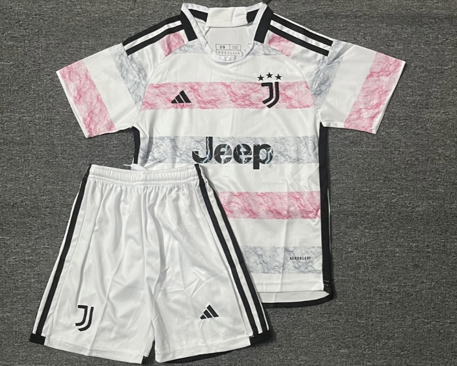 JUVENTUS Kid kit