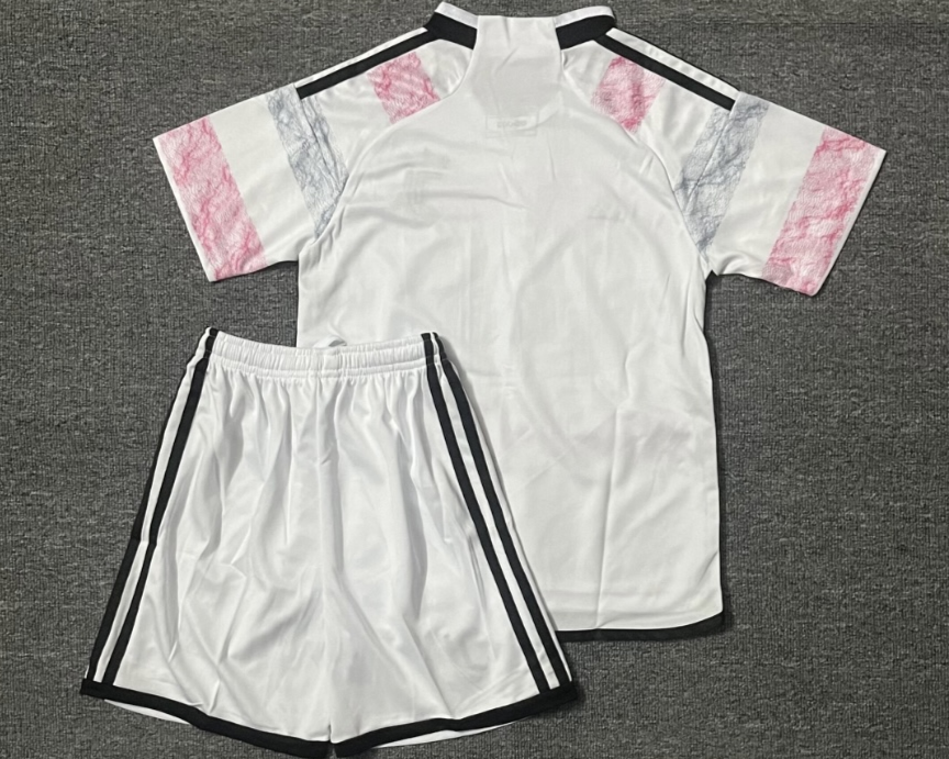 JUVENTUS Kid kit