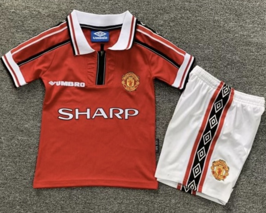 MANCHESTER UNITED kid kit