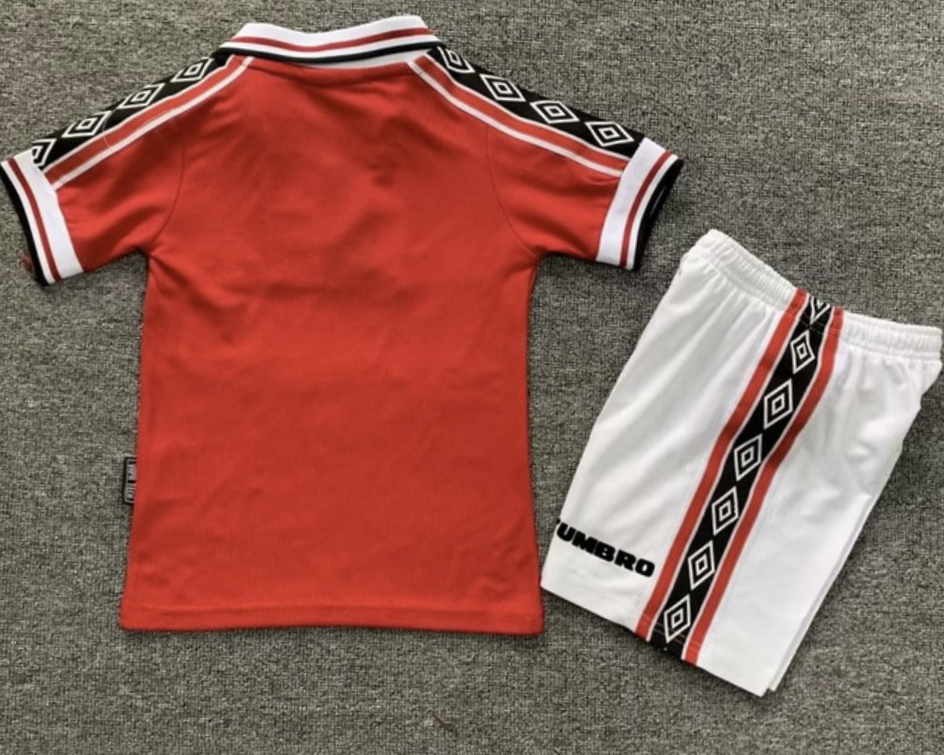 MANCHESTER UNITED kid kit