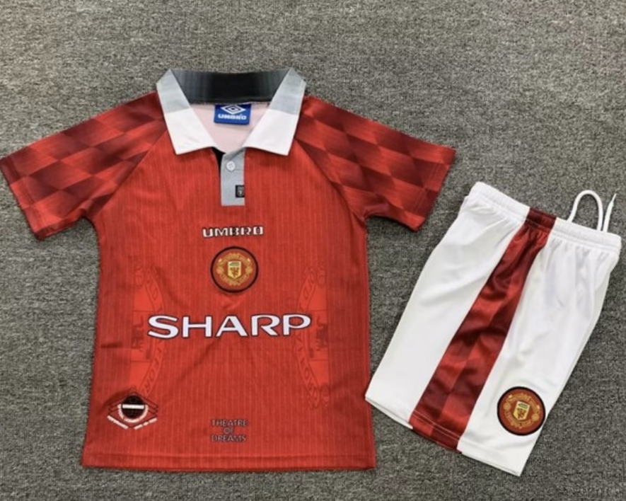 MANCHESTER UNITED kid kit