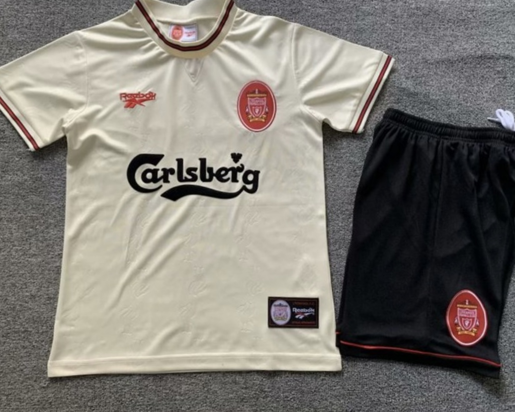 LIVERPOOL kid kit