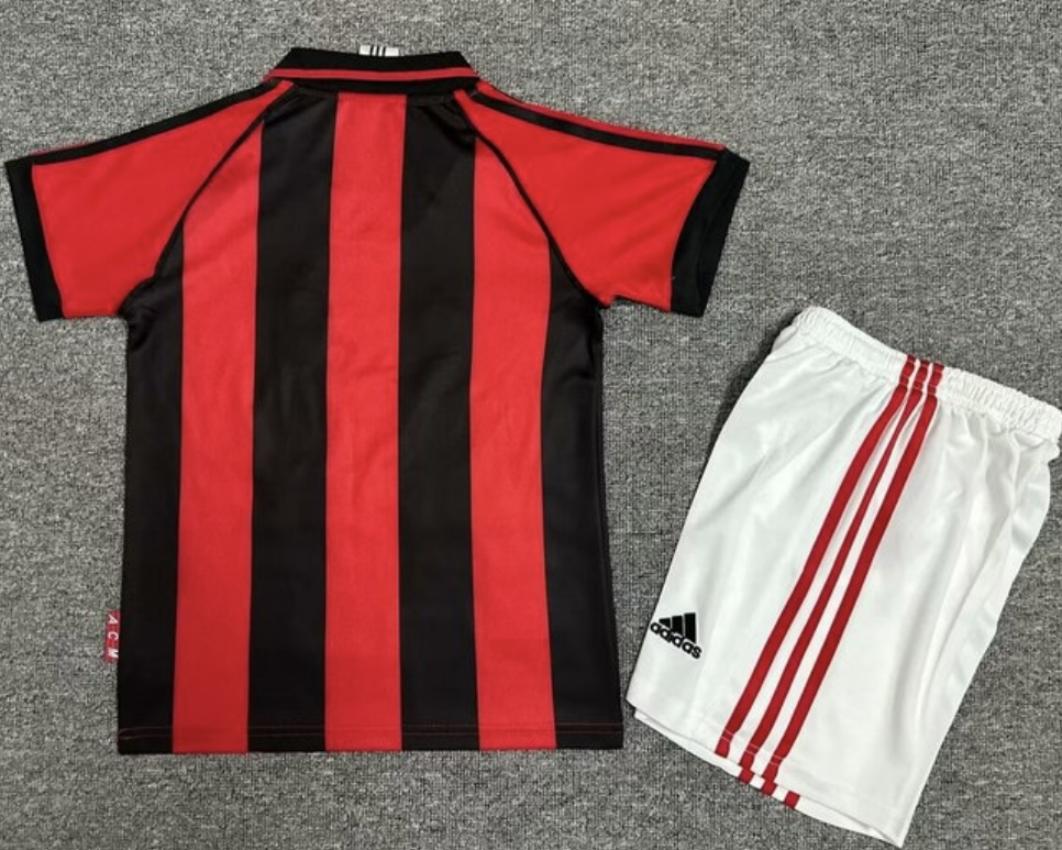 MILAN kid kit