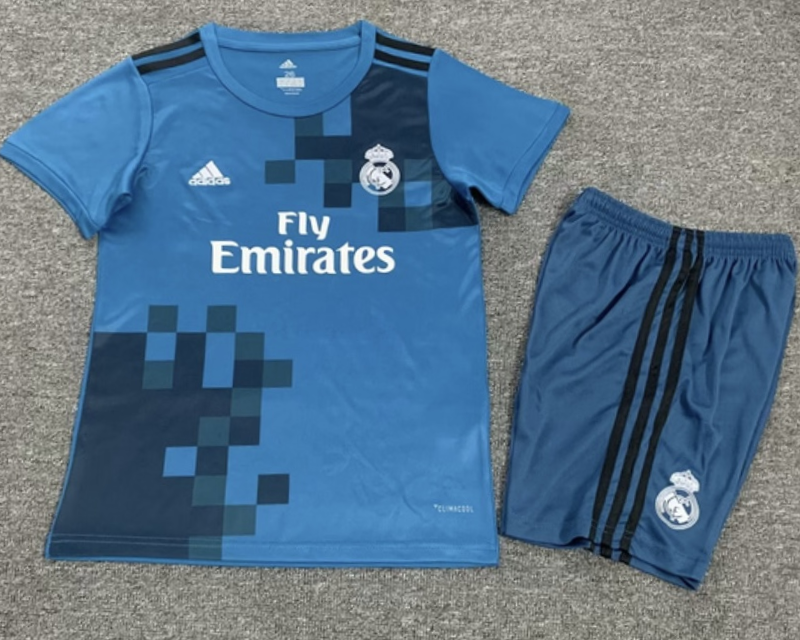 REAL MADRID kid kit