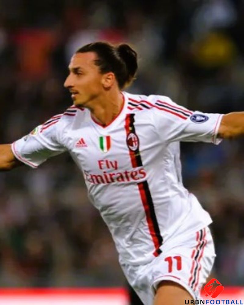 IBRAHIMOVIC ZLATAN 2011-12 (Mil)