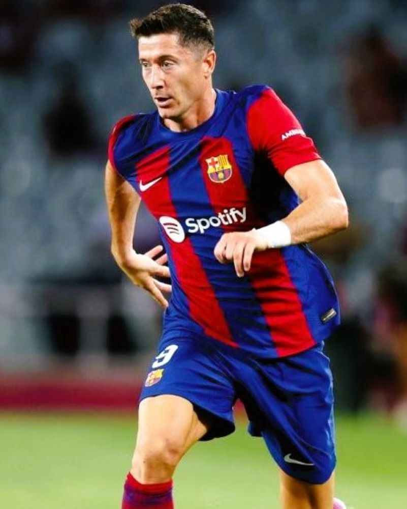 BARCELLONA 2023-24 Robert Lewandowski - Urbn Football