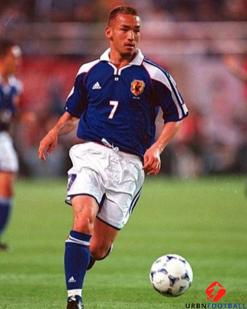 NAKATA HIDETOSHI 2000-01 (Gia) – UrbnFootball