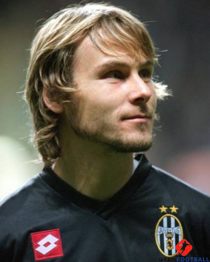 NEDVED PAVEL 2001-02 (Juv)