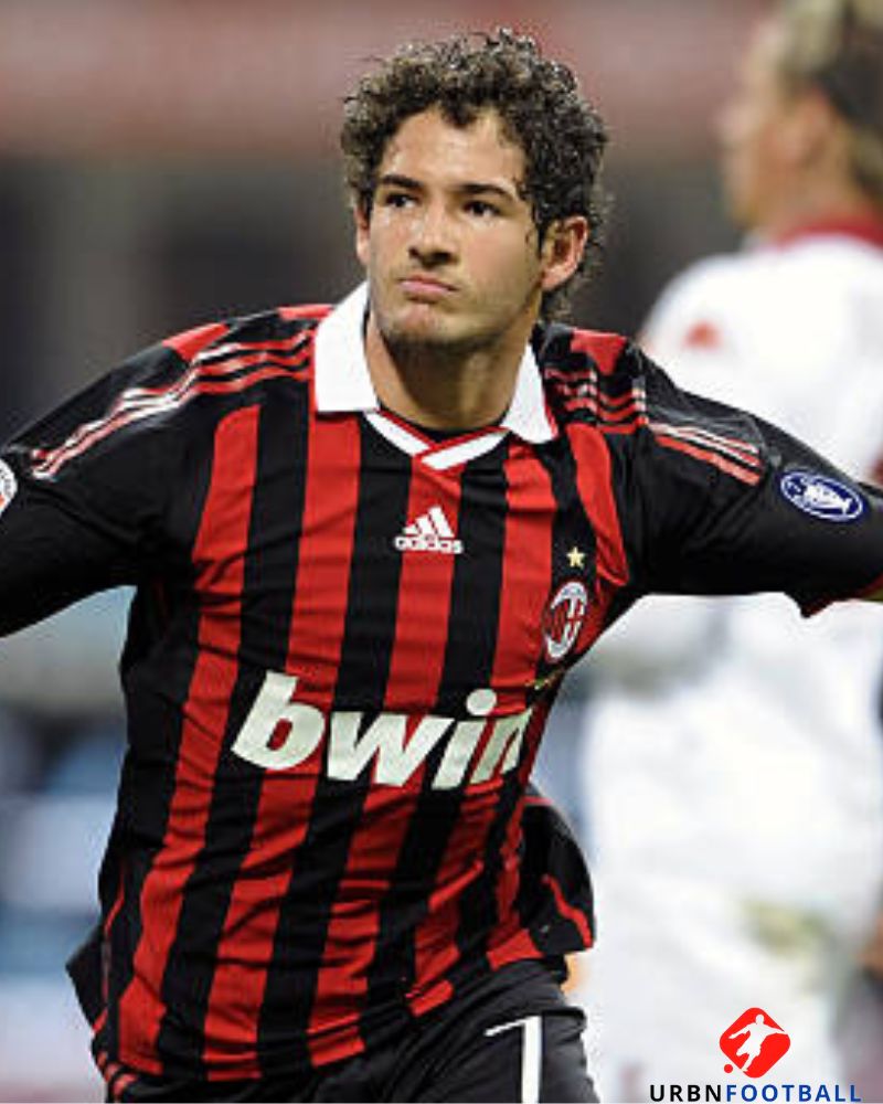 PATO ALEXANDRE 2009-10 (Mil)