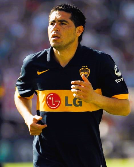 RIQUELME ROMAN 2009-10 (Boca J)