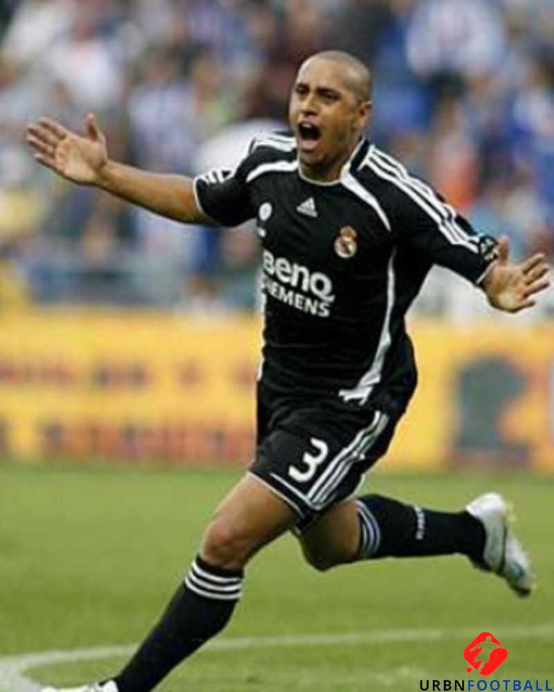 CARLOS ROBERTO 2006-07 (Real M)