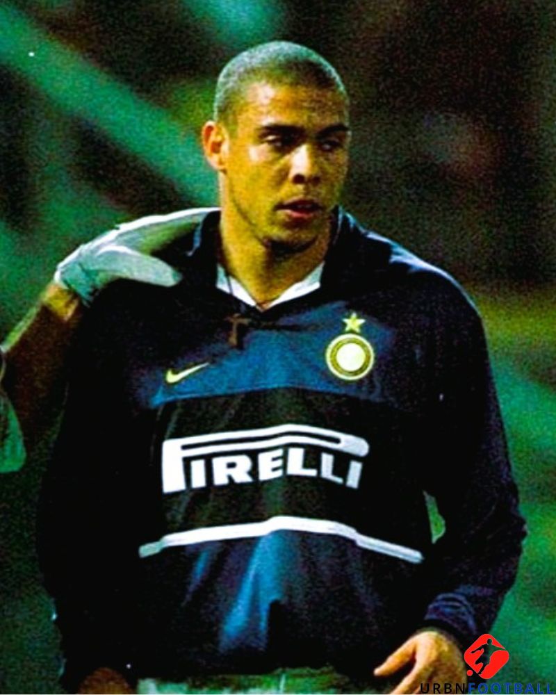 RONALDO 1998-99 (Int)