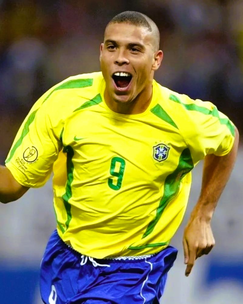 RONALDO 2002-03 (Bra)