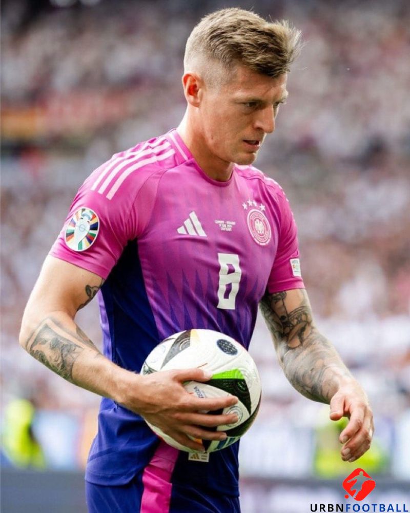 KROOS TONI 2024-25 (Ger) – UrbnFootball